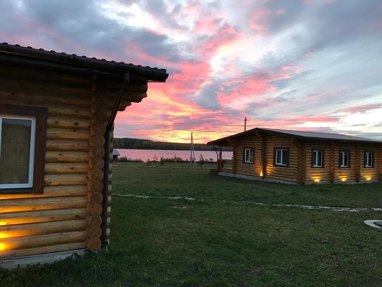 Baza Otdykha Osetrovo Hotel Burakovo  ภายนอก รูปภาพ